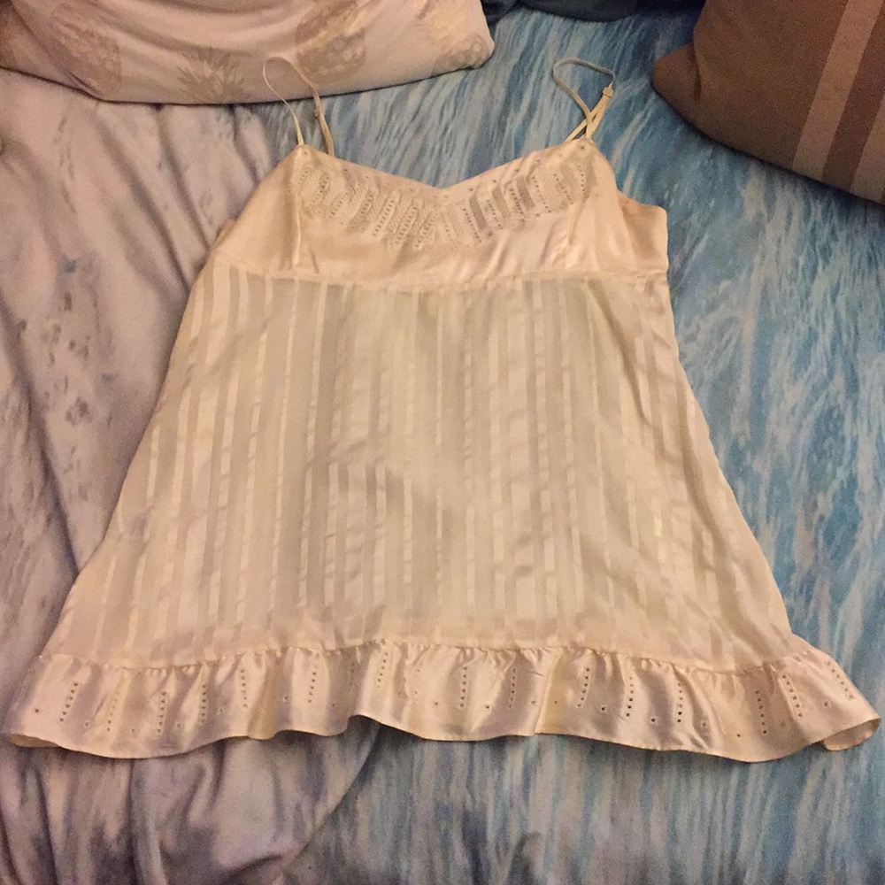 100% Silk BCBG RUNWAY Cream Embroidered Small Top